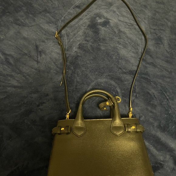 BLACK LEATHER BURBERRY $750 ‼️ - Picture 5 of 8